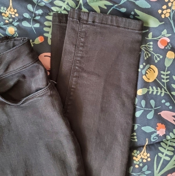 Zara Basic | 6 | Skinny Jeans - Picture 3 of 8